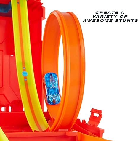 Hot Wheels Toy Car Set, Track Builder Unlimited Playset Fuel Can Stunt Box, 14 Component Parts & 1:64 Scale Vehicle